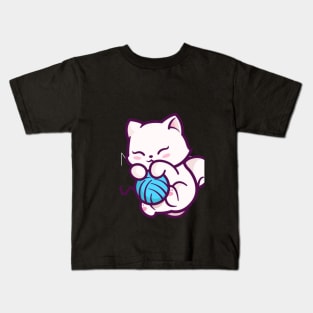 Cute little white cat Kids T-Shirt